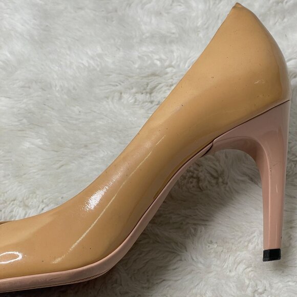 Roger Vivier Women's Tan Cream Pump Round Toe Slip On Heels Size 40 - Picture 10 of 15